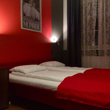 Tramp Aparthostel Cracovie Extérieur photo