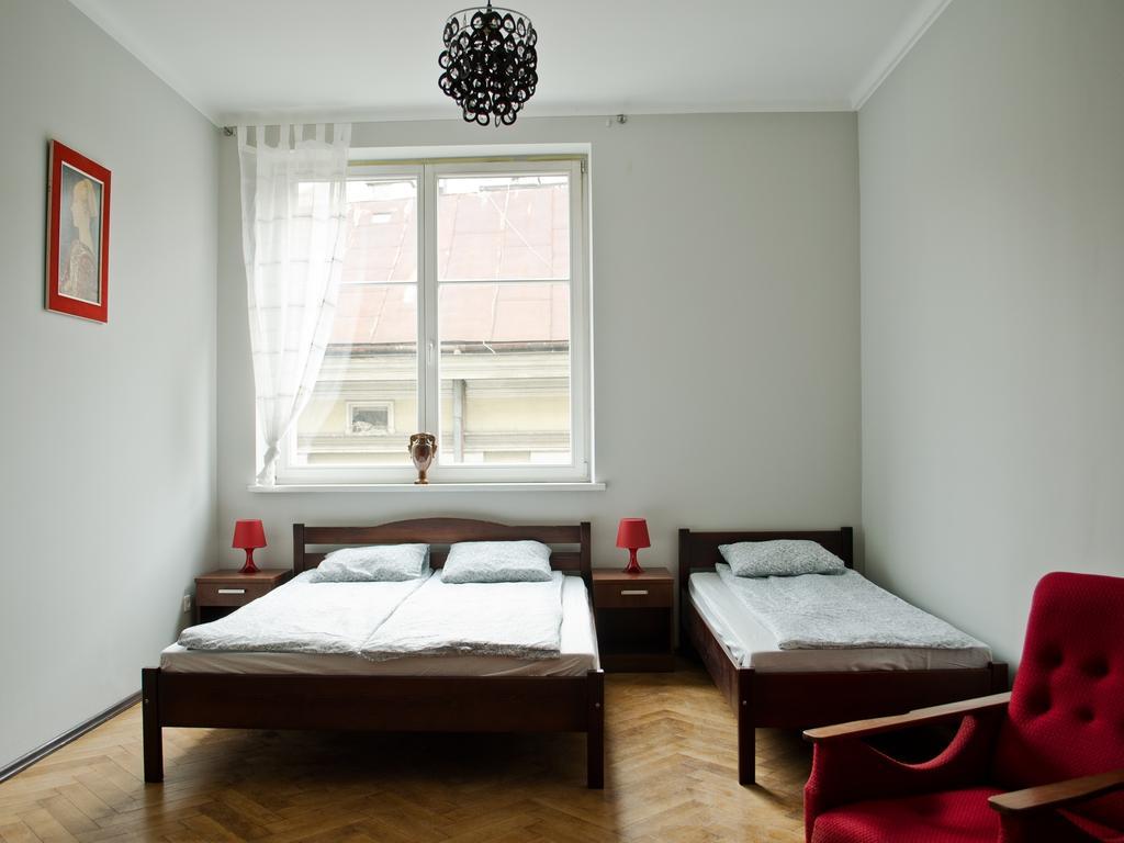 Tramp Aparthostel Cracovie Extérieur photo