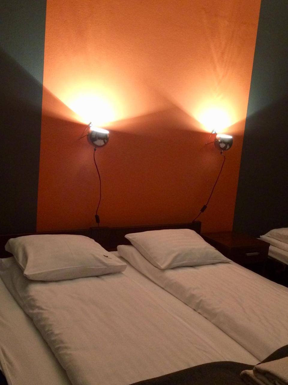 Tramp Aparthostel Cracovie Extérieur photo